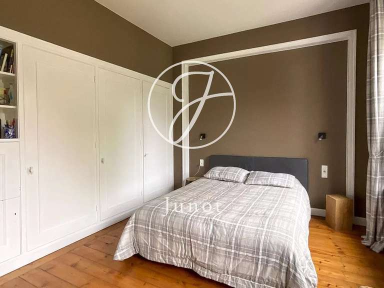 Maison Roubaix - 6 chambres - 272m²