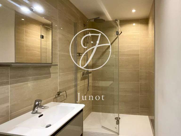 Maison Roubaix - 6 chambres - 272m²