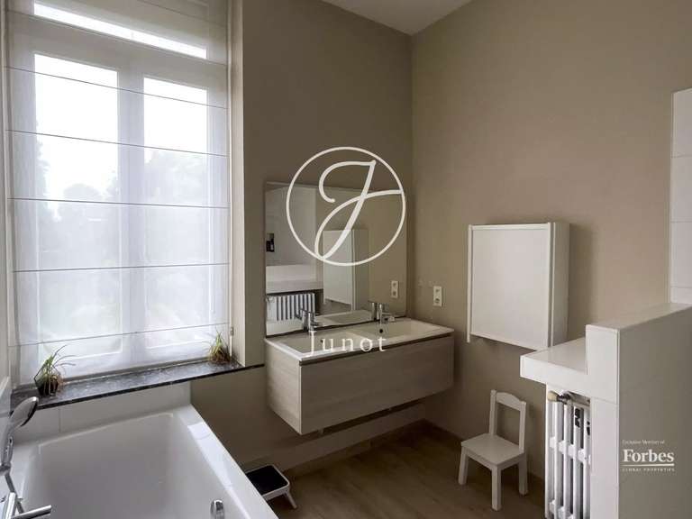 Maison Roubaix - 6 chambres - 272m²