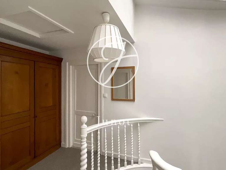 Maison Roubaix - 6 chambres - 272m²