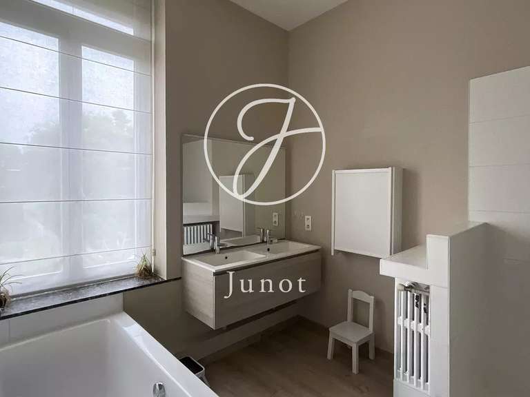 Maison Roubaix - 6 chambres - 272m²