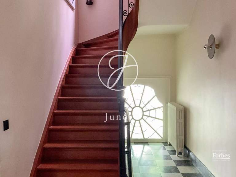 Maison Roubaix - 5 chambres - 438m²