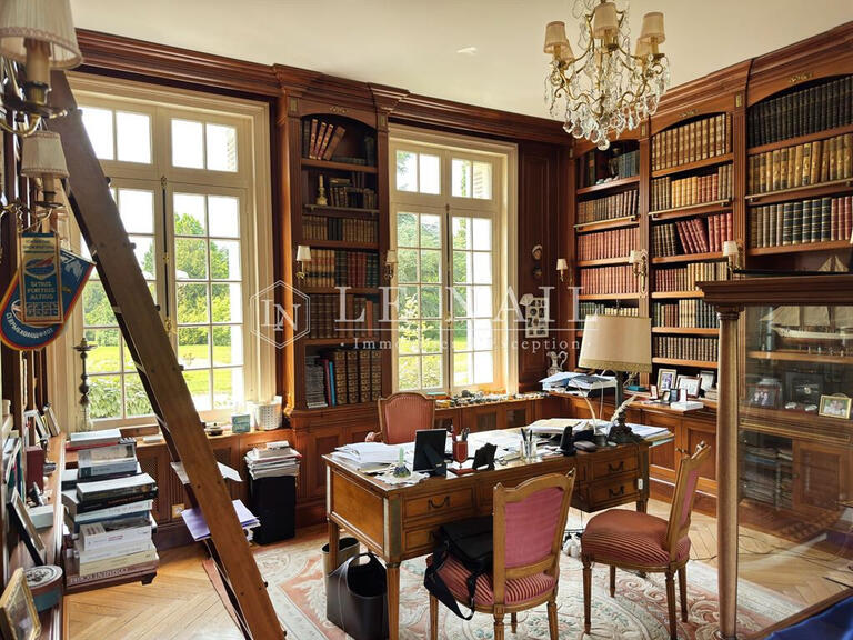 Castle Rouen - 8 bedrooms - 600m²