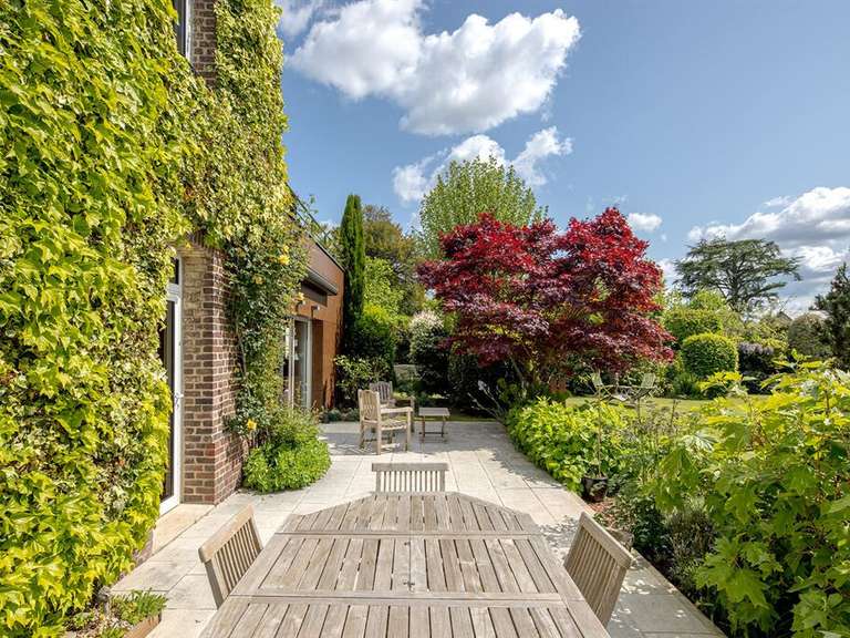 ROUEN SOTHEBY'S INTERNATIONAL REALTY Luxury real estate agency in