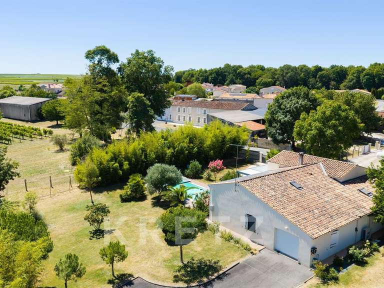 Domaine viticole Rouffiac - 1838m²