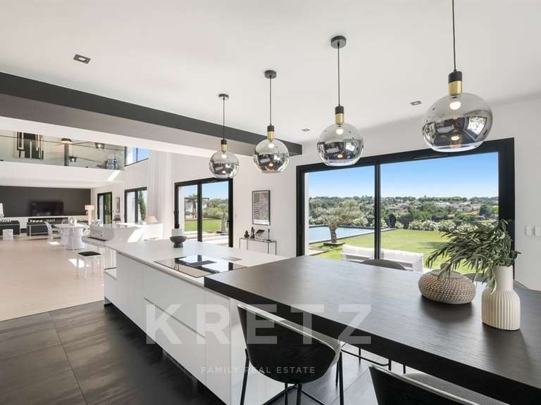 Maison Rouffiac-Tolosan - 6 chambres - 365m²