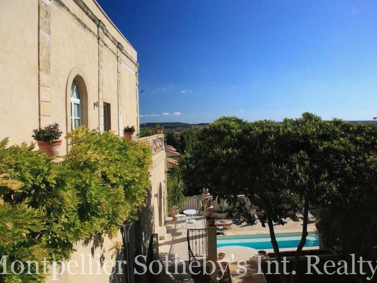 Maison Roujan - 11 chambres - 615m²