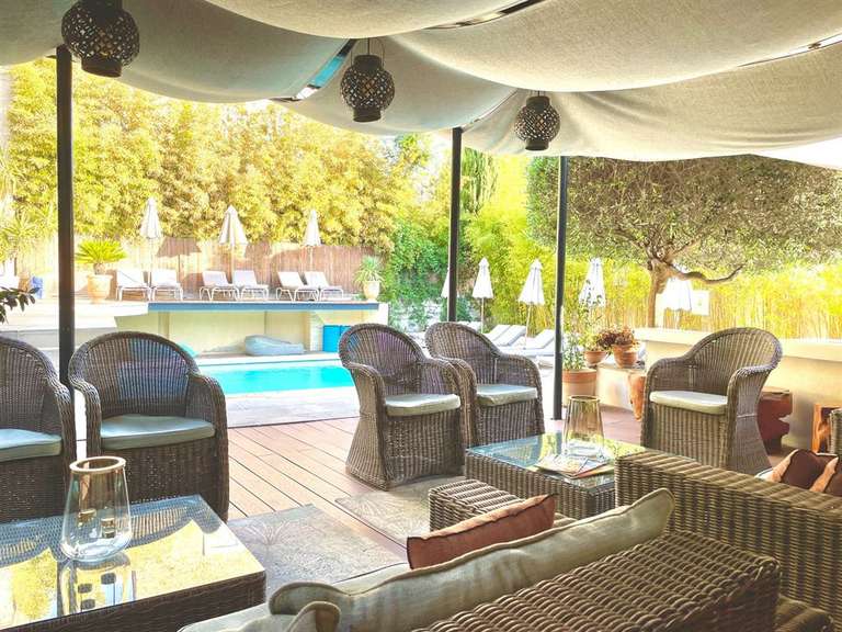 House Roujan - 11 bedrooms - 615m²