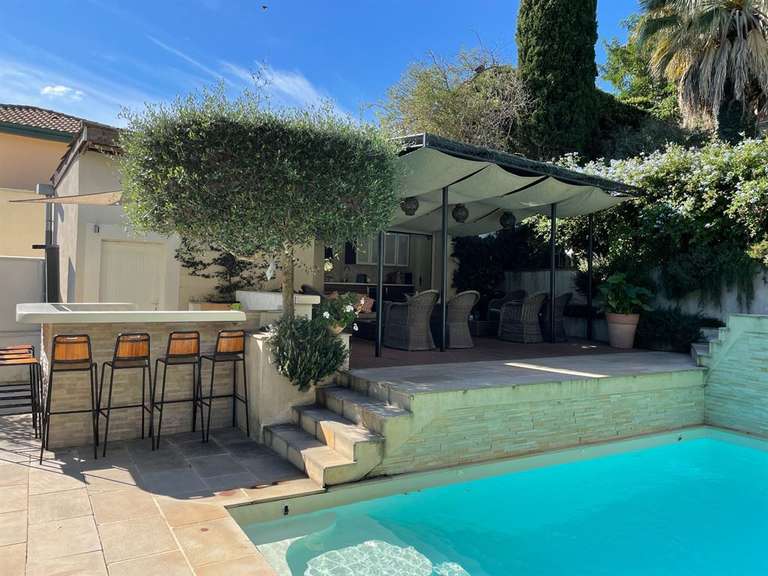 House Roujan - 11 bedrooms - 615m²