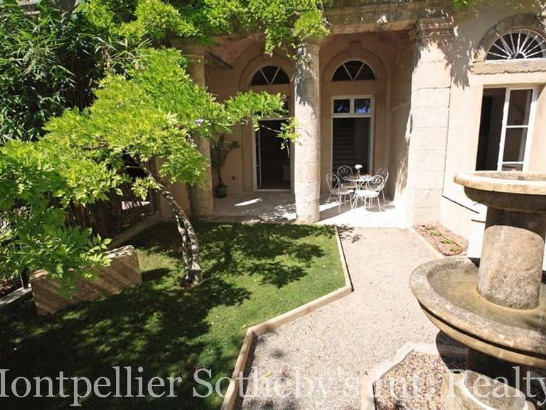 Maison Roujan - 11 chambres - 615m²