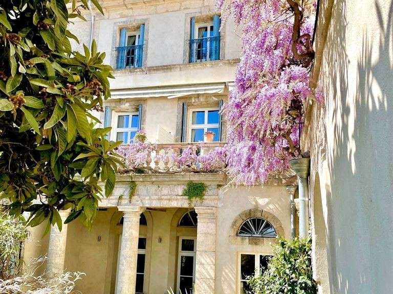 Maison Roujan - 11 chambres - 615m²