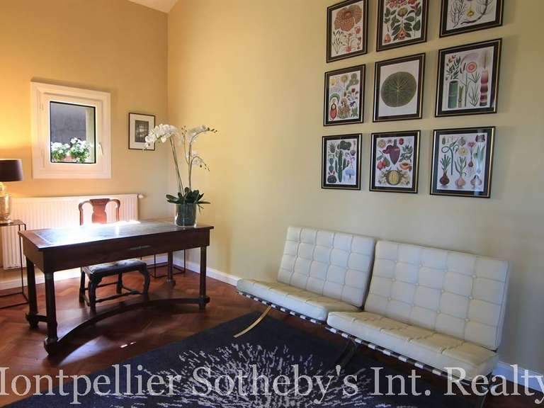 Maison Roujan - 11 chambres - 615m²
