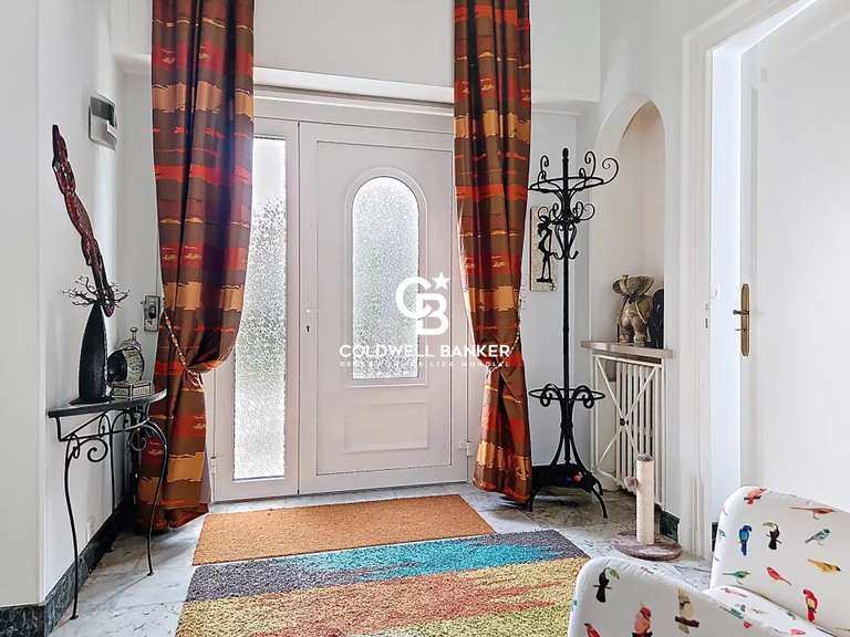 Maison Roullet-Saint-Estèphe - 5 chambres - 506m²