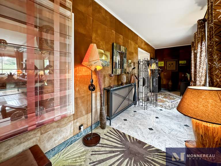 Maison Roullet-Saint-Estèphe - 7 chambres - 375m²