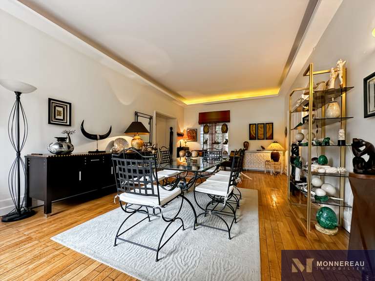 Maison Roullet-Saint-Estèphe - 7 chambres - 375m²