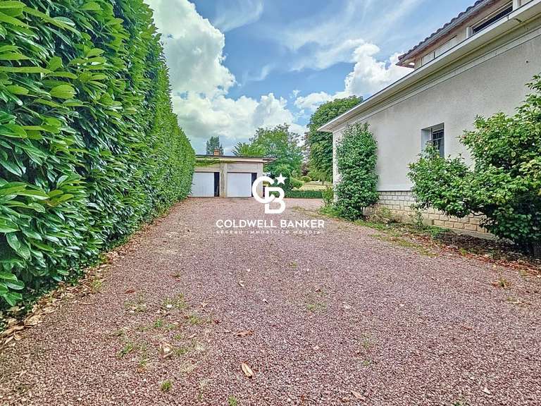 Maison Roullet-Saint-Estèphe - 5 chambres - 506m²