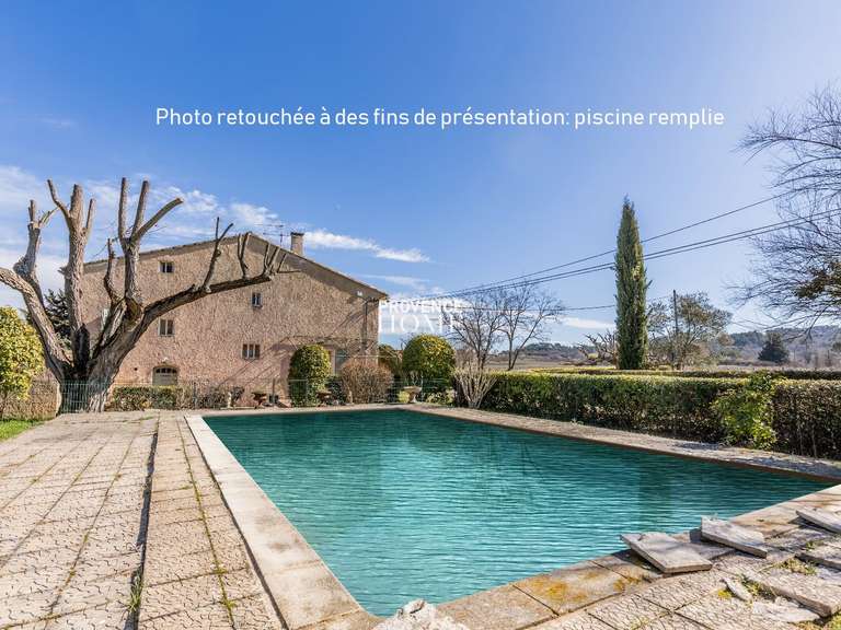Maison Roussillon - 4 chambres - 147m²