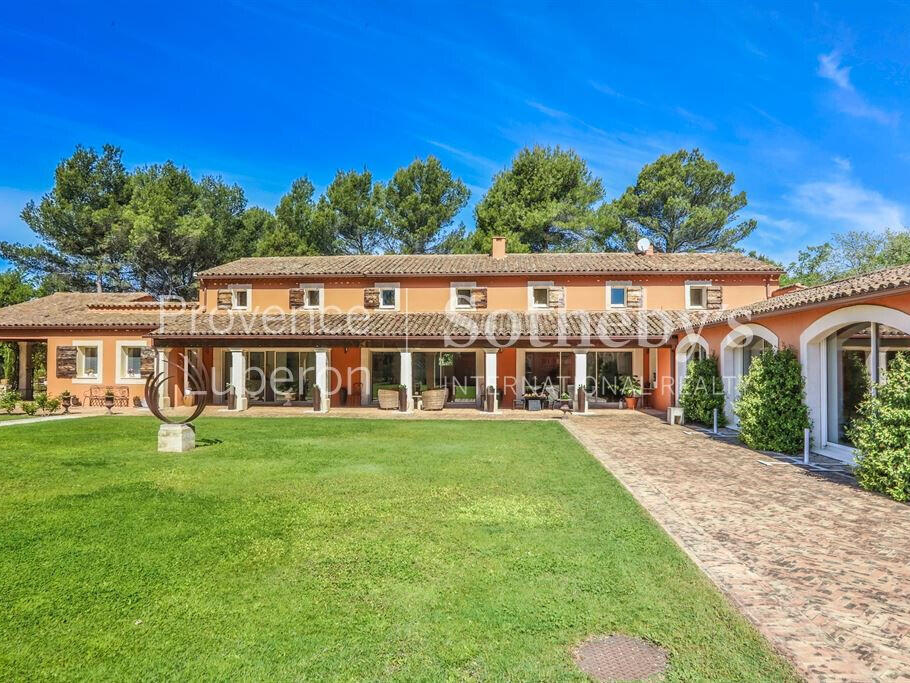 Maison Roussillon