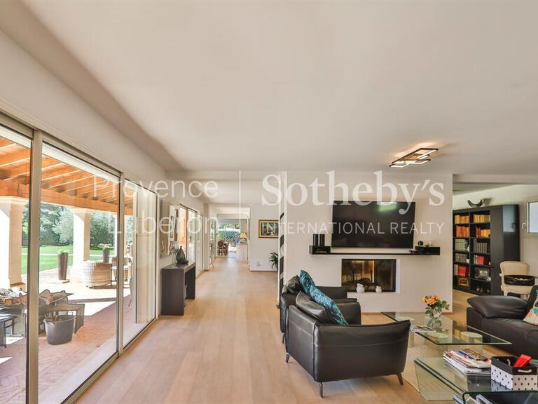 Maison Roussillon - 6 chambres - 700m²