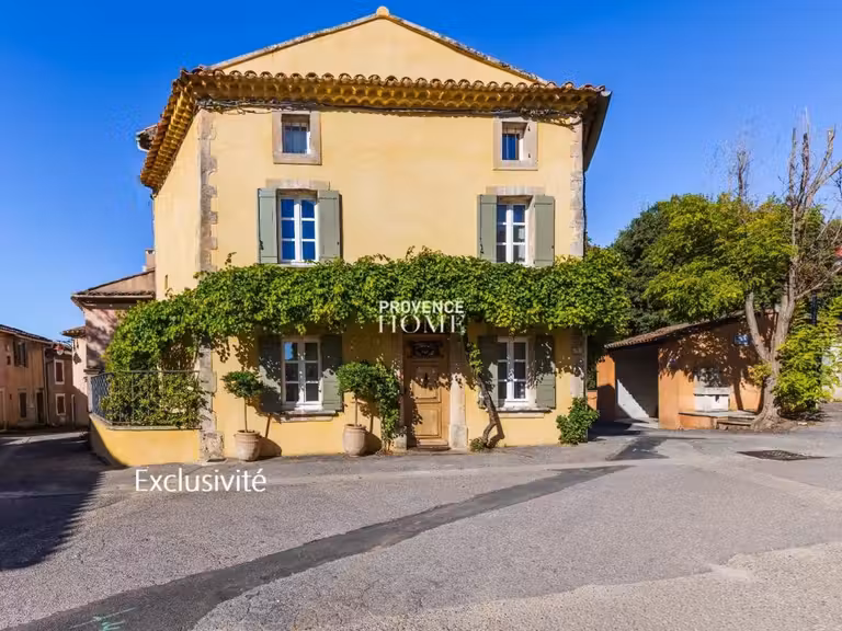 Maison Roussillon - 3 chambres - 135m²
