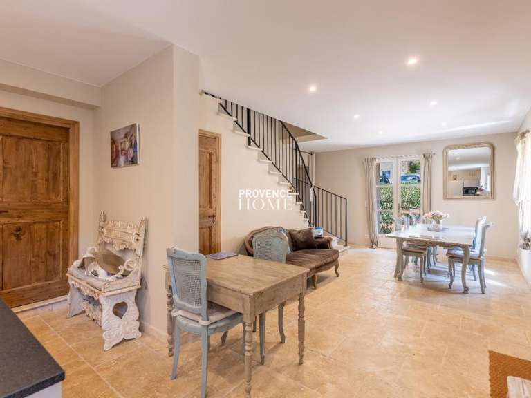 Maison Roussillon - 4 chambres - 155m²