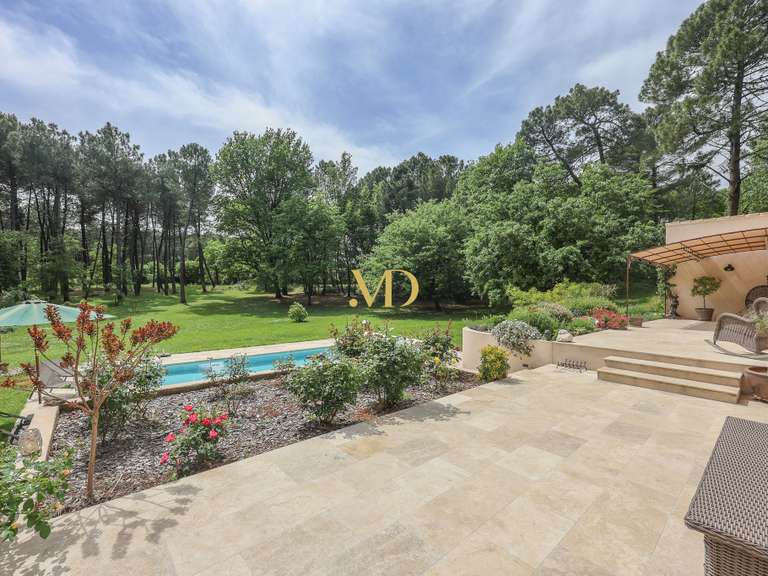 Maison Roussillon - 4 chambres - 220m²