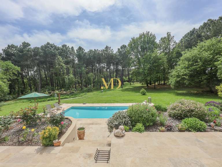 Maison Roussillon - 4 chambres - 220m²