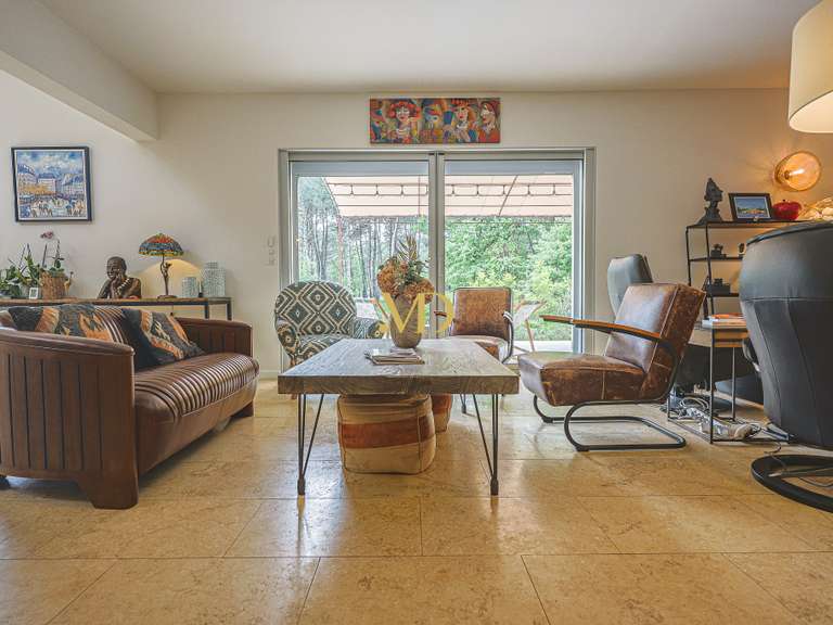 Maison Roussillon - 4 chambres - 220m²