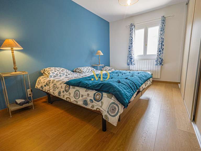 Maison Roussillon - 4 chambres - 220m²