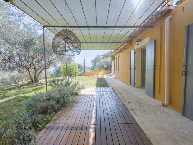 Maison Roussillon - 7 chambres - 350m²