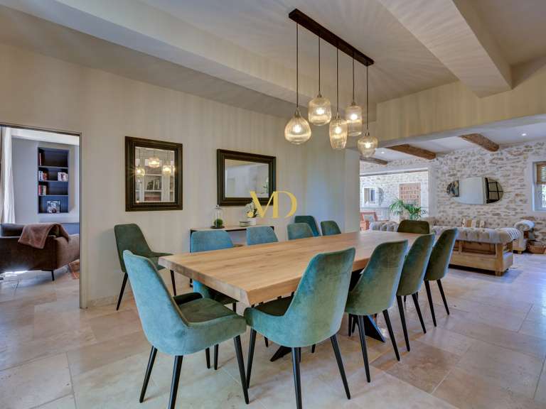 Maison Roussillon - 7 chambres - 600m²