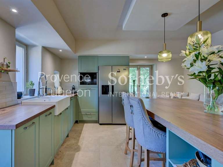 Maison Roussillon - 7 chambres - 600m²