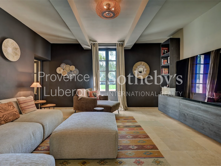 Maison Roussillon - 7 chambres - 600m²