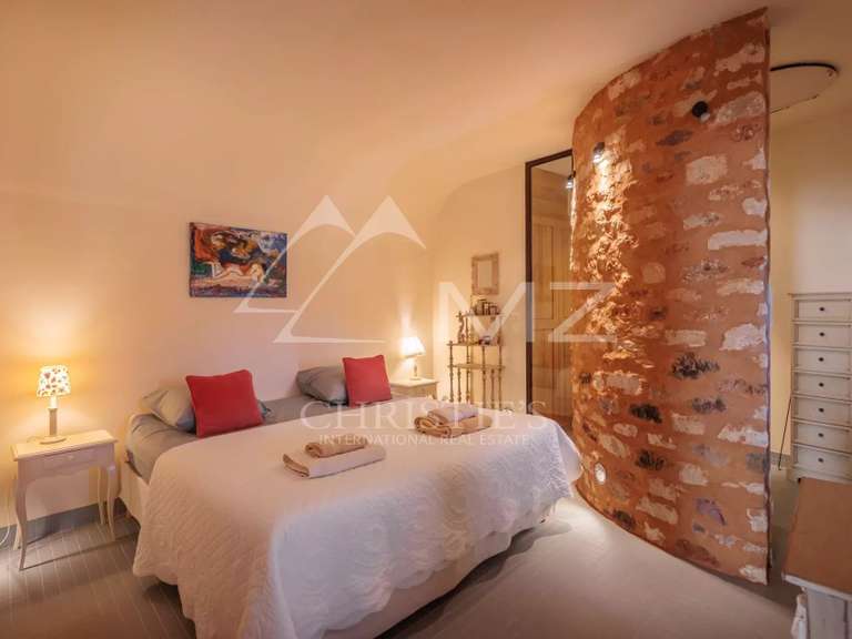 Maison Roussillon - 5 chambres - 220m²