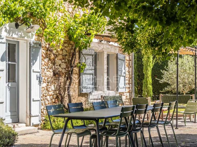 Maison Roussillon - 6 chambres - 250m²