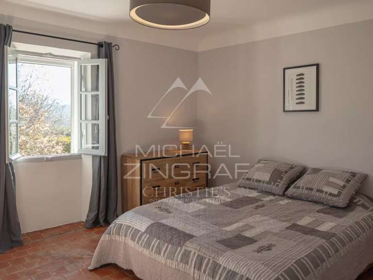 Maison Roussillon - 6 chambres - 250m²