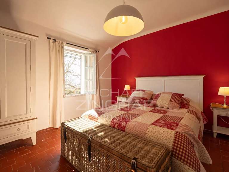 Maison Roussillon - 6 chambres - 250m²