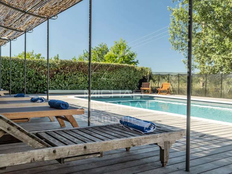 Maison Roussillon - 6 chambres - 250m²