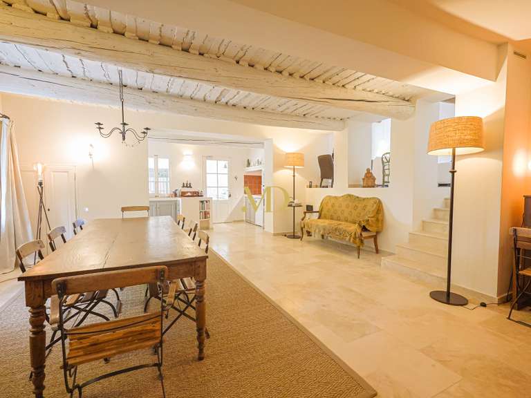 Maison Roussillon - 6 chambres - 256m²