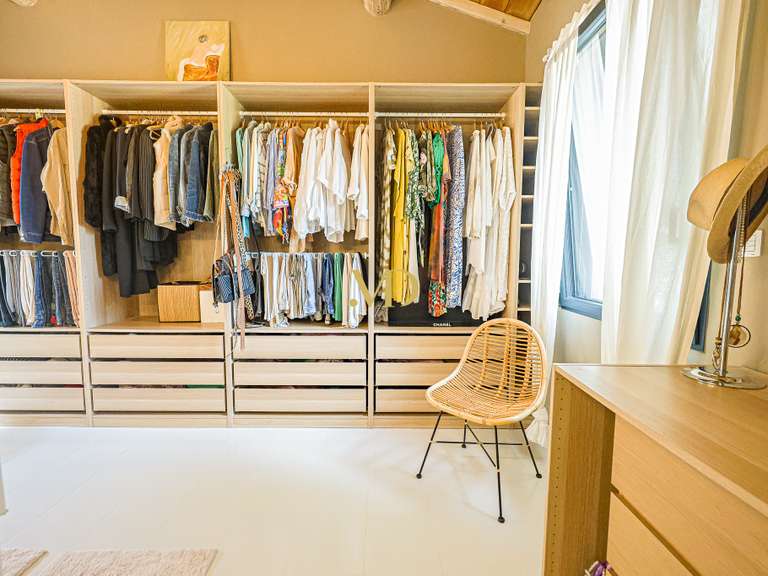 Maison Roussillon - 5 chambres - 215m²