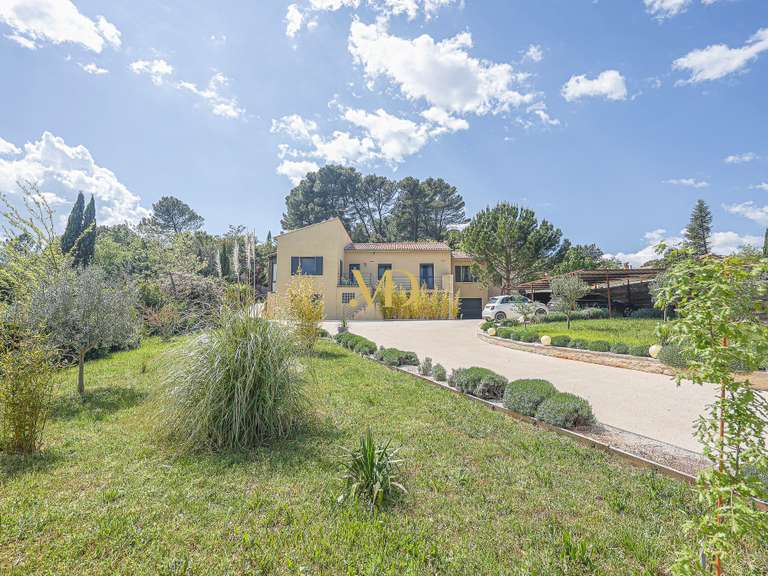 Maison Roussillon - 5 chambres - 215m²