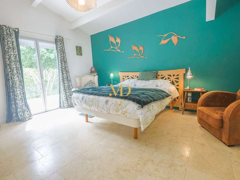 Maison Roussillon - 4 chambres - 220m²