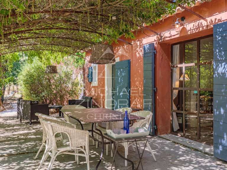 Maison Roussillon - 5 chambres - 175m²