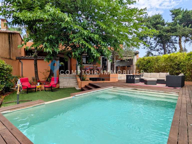Maison Roussillon - 3 chambres - 135m²