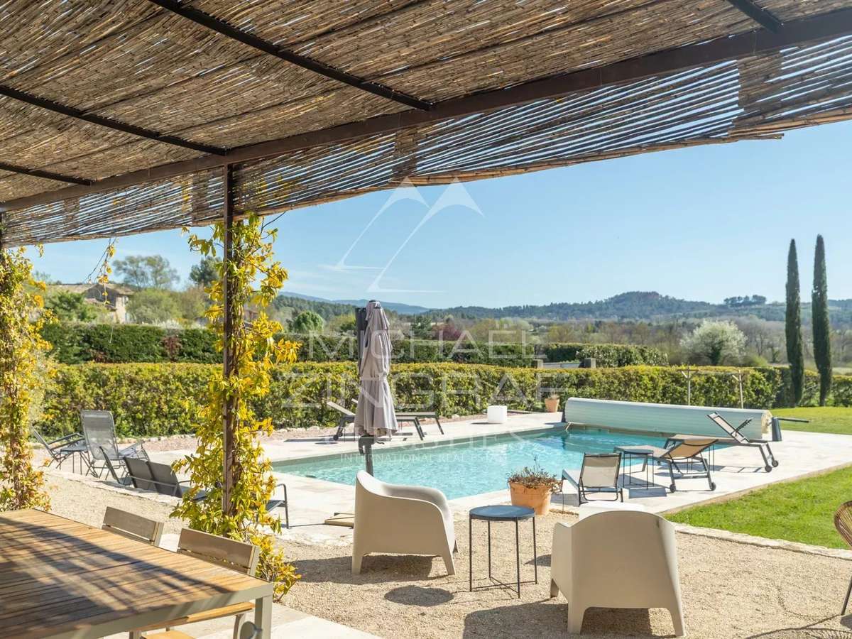 Maison Roussillon