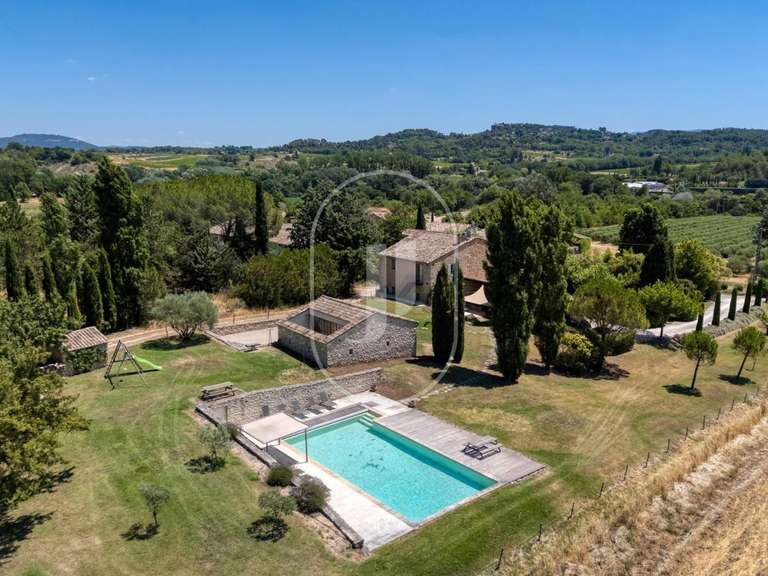 Maison Roussillon - 7 chambres - 270m²