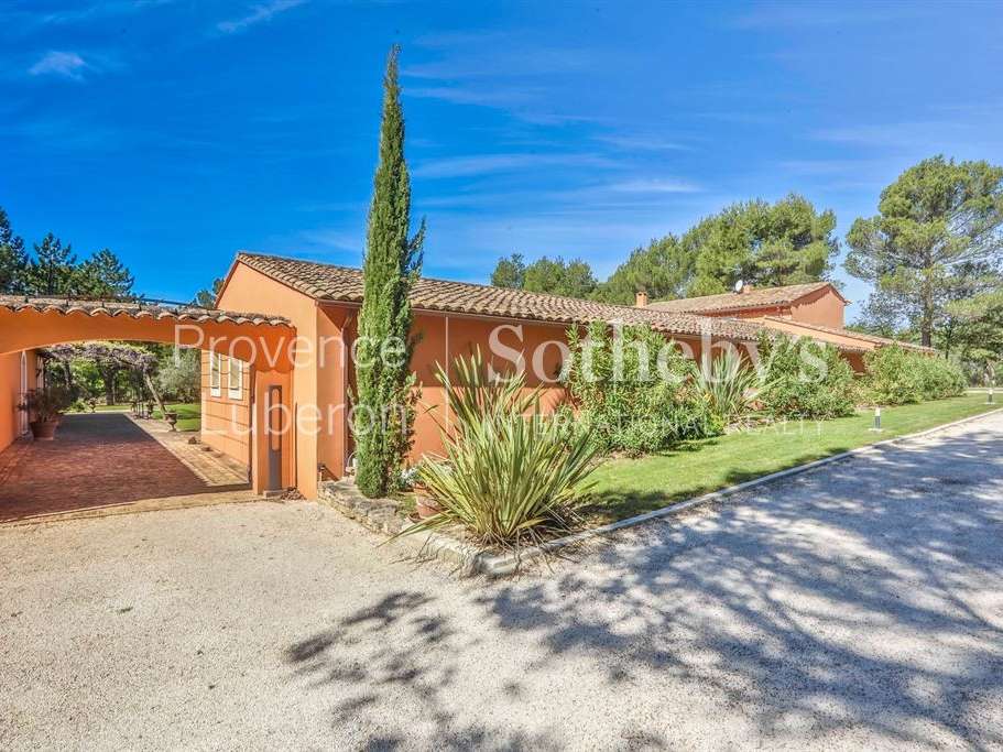 House Roussillon