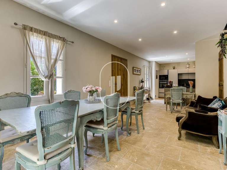 Maison Roussillon - 4 chambres - 150m²