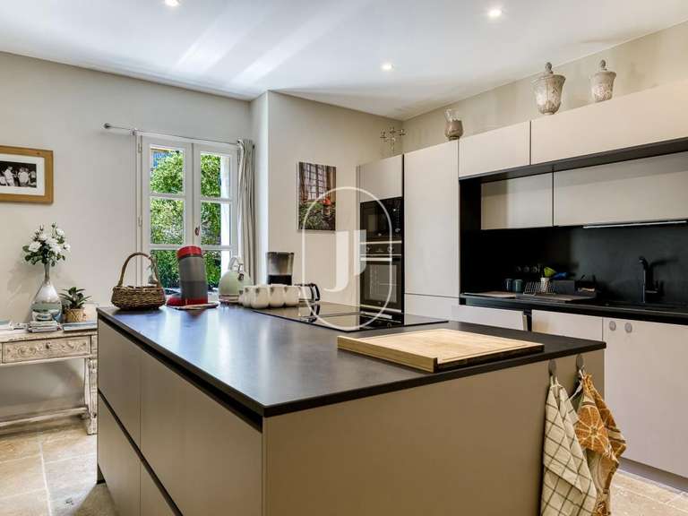 Maison Roussillon - 4 chambres - 150m²