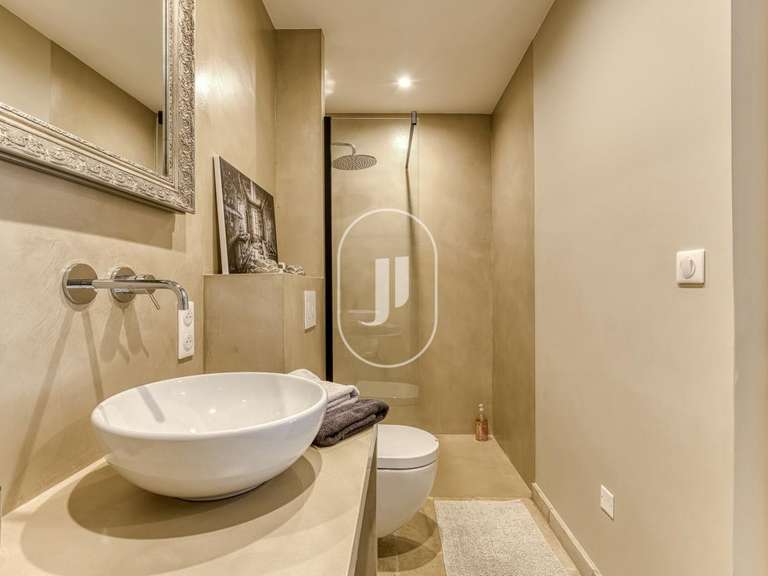 Maison Roussillon - 4 chambres - 150m²